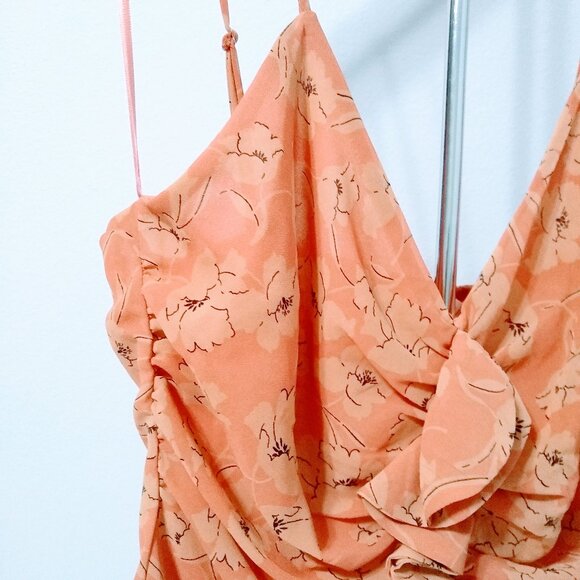 REVOLVE -ASTR -THE LABEL Ruffled Shirred Clay Floral Cami Top Size L - Picture 7 of 16